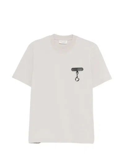 Yes London Round-neck Charm-detail T-shirt In Gray
