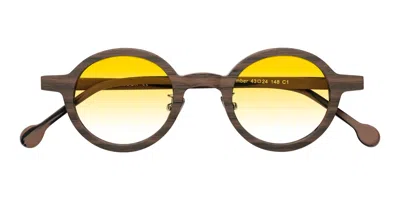 Yesglasses Burnt Tan Woodgrain Retro-vintage Wood Round Gradient Sunglasses In Burnt Tan Woodgrain,yellow