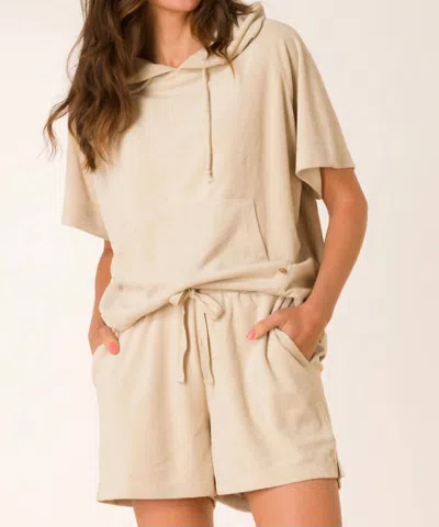 Yest Merita Short In Latte In Multi