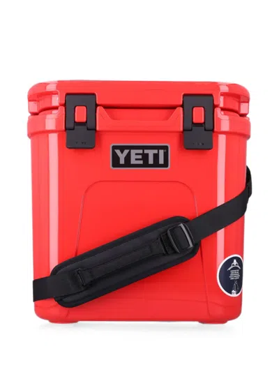 Yeti Roadie 24 Logo-plaque Shoulder-strap Cool Box In Red