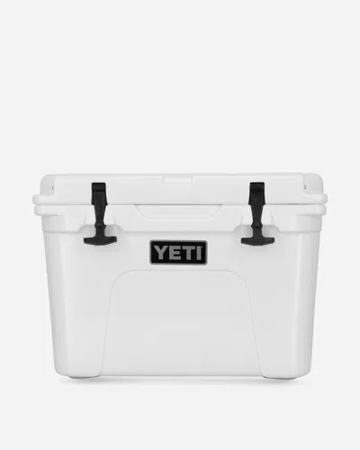 Yeti Tundra 35 Hard Cooler In White