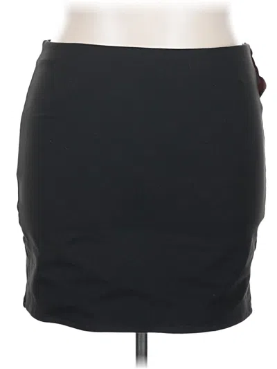 Pre-owned Yitty Casual Skirt In Black
