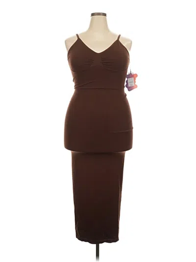 Pre-owned Yitty Cocktail Dress In Brown