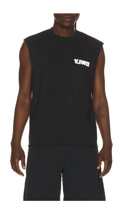 Y,iwo Hardwear Cap Sleeve Tee In Black