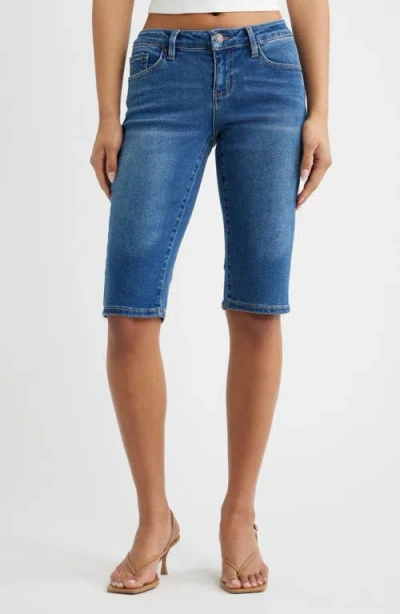 Ymi Essential Low Rise Denim Capri Jeans In Blue