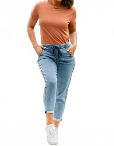 Ymi Missy Petite Kozy Fit Mid-rise Jogger In Medium Blue Salt Wash In Brown