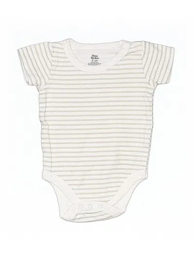 Pre-owned Yoga Sprout Babies' Short Sleeve Onesie In White