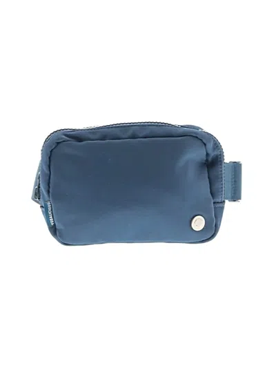 Pre-owned Yogalicious Belt Bag In Blue