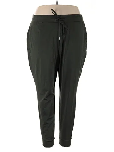 Pre-owned Yogalicious Casual Pants In Green