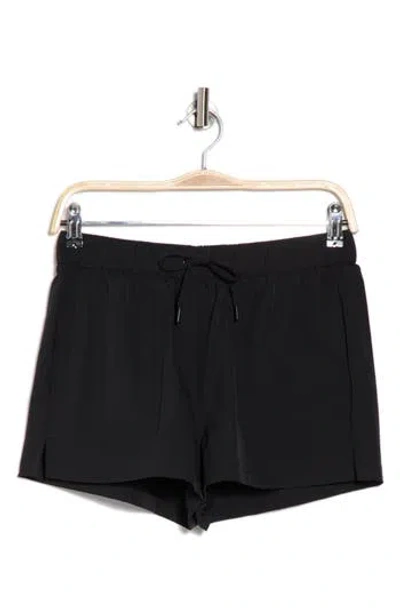 Yogalicious Citylite Hailey Hiking Shorts