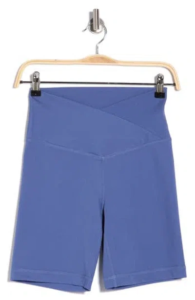 Yogalicious Denim Rib Crossover Front V Wb In Blue