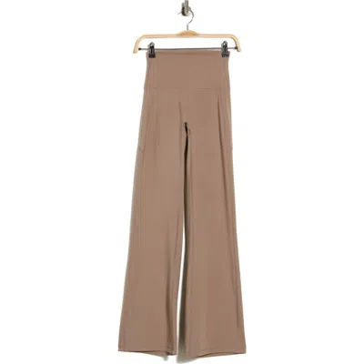 Yogalicious Glendale Cloud Skin High Waist Flare Leg Pocket Pants In Tiramisu
