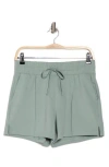 Yogalicious Lux City Life 4-inch Shorts