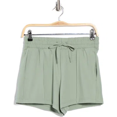 Yogalicious Lux Rush Hour 4-inch Shorts