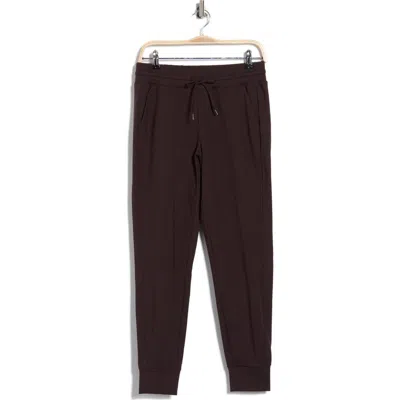 Yogalicious Polarlux Maya Illusion Fleece Joggers In Brown