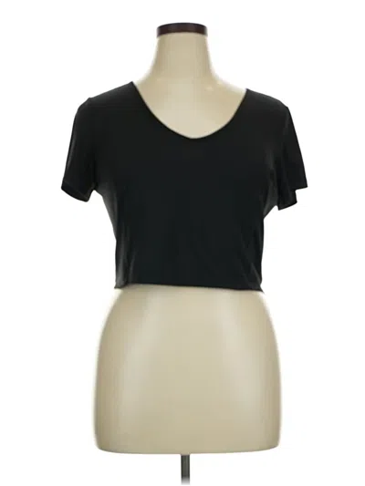 Pre-owned Yogalicious Short Sleeve T-shirt In Black