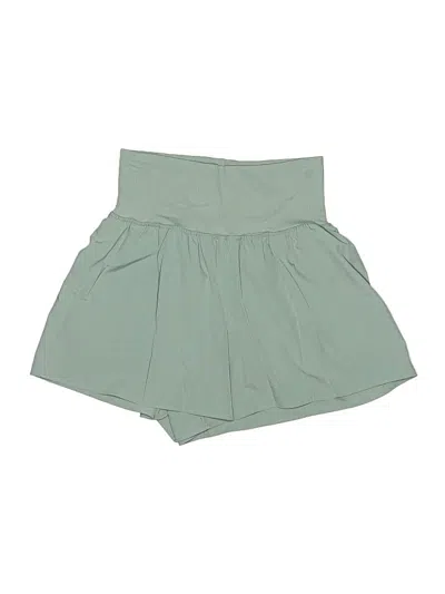 Pre-owned Yogalicious Shorts In Green