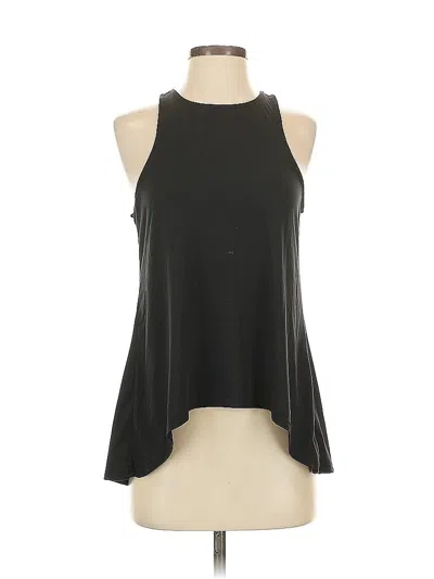 Pre-owned Yogalicious Sleeveless T-shirt In Black