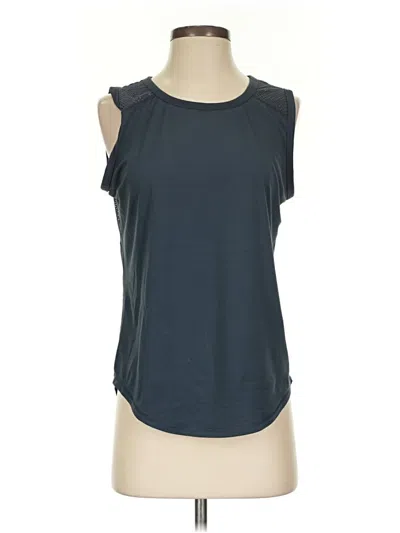 Pre-owned Yogalicious Sleeveless T-shirt In Blue