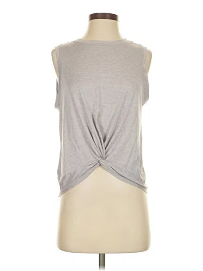 Pre-owned Yogalicious Sleeveless T-shirt In Gray