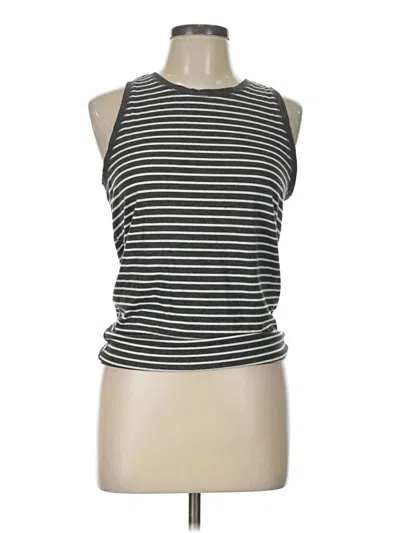 Pre-owned Yogalicious Sleeveless T-shirt In Gray