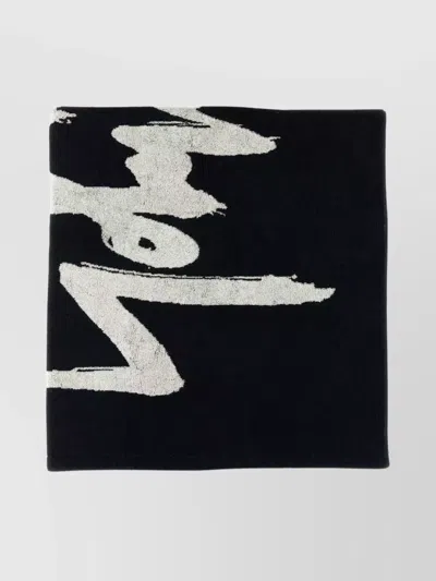 Yohji Yamamoto Abstract Print Fringed Edges Two-tone Design Towel In Black