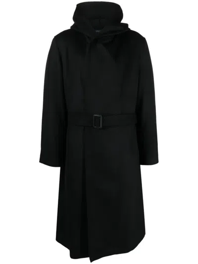 Yohji Yamamoto Hooded Belted Coat In Schwarz