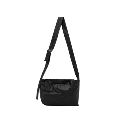Yohji Yamamoto Pleated Shoulder Bag In Black