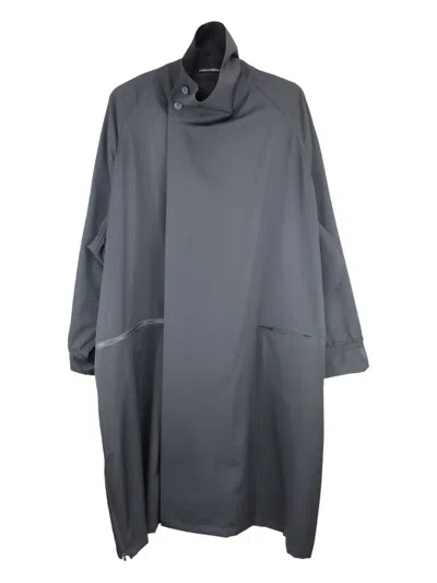 Yohji Yamamoto Stand-collar Zip-detail Coat In Gray