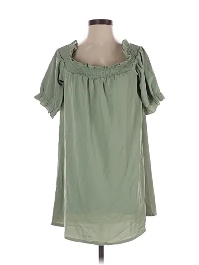Pre-owned Yoins Short Sleeve Blouse In Green