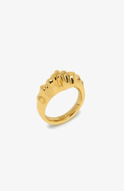 Yoj Coral Ring In Gold