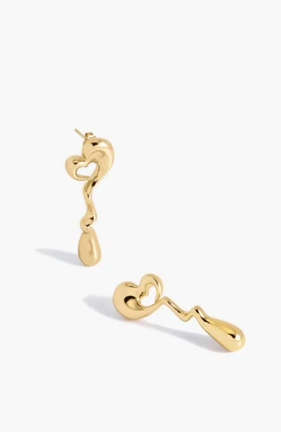 Yoj Heart Maxi Face On Stud Earrings In Gold