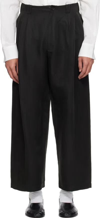 Yoke Black Linen Silk Kersey 3pleated Tapered Trousers