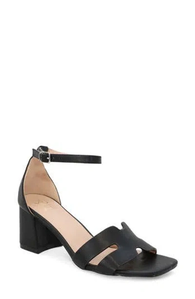 Yoki Tavin Ankle Strap Sandal In Black