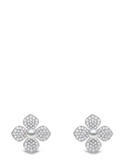 Yoko London 18kt White Gold Petal Pearl And Diamond Earrings In Silver