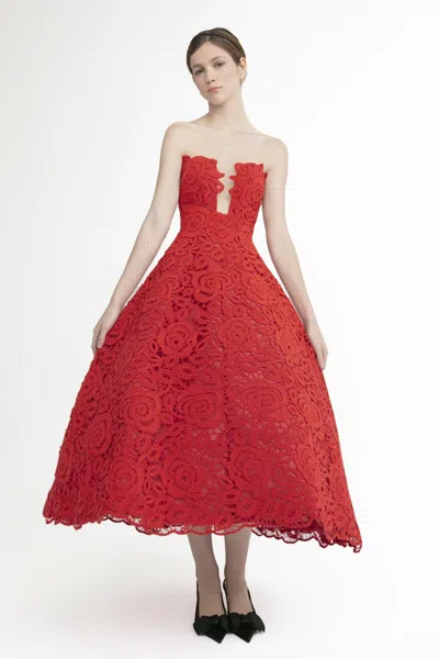 Yolancris Strapless Midi With Plunging Neckline In Red