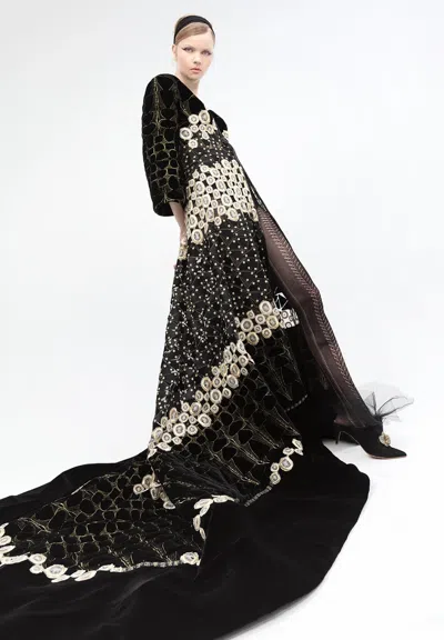 Yolancris Velvet ¾ Sleeve Coat In Gold