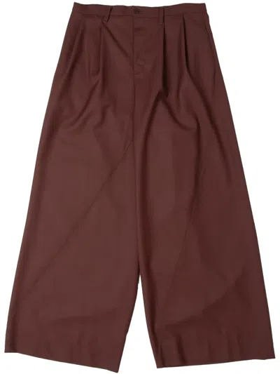 Yoshiokubo Pleated Wide-leg Trousers In Brown