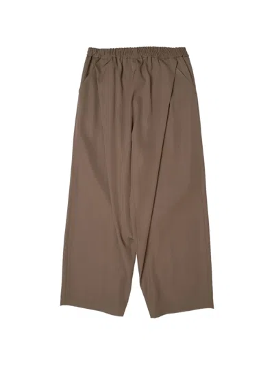 Yoshiokubo Pleated Wide-leg Trousers In Brown
