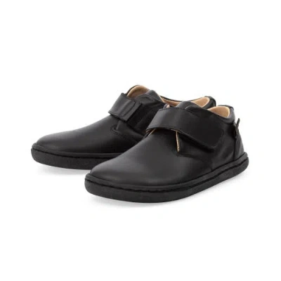 Young Soles Oliver Barefoot Kids Shoe In Black