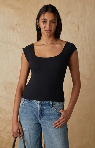 Your Favorite Women's Juliet T-shirt In Black