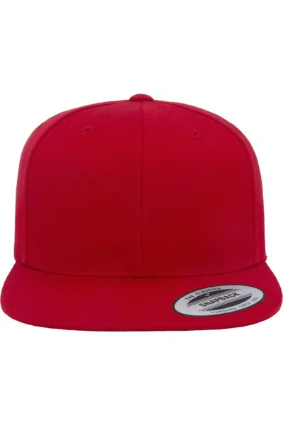 Yp Classics Flat Bill Snapback Cap In Red