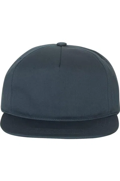 Yp Classics Snapback Cap In Black
