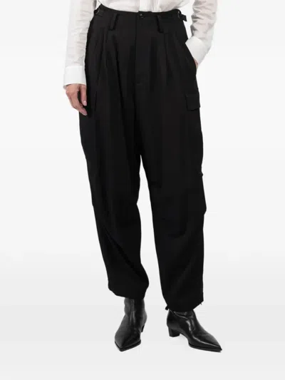 Y's Buckled Cargo-pockets Tapered Trousers In Black