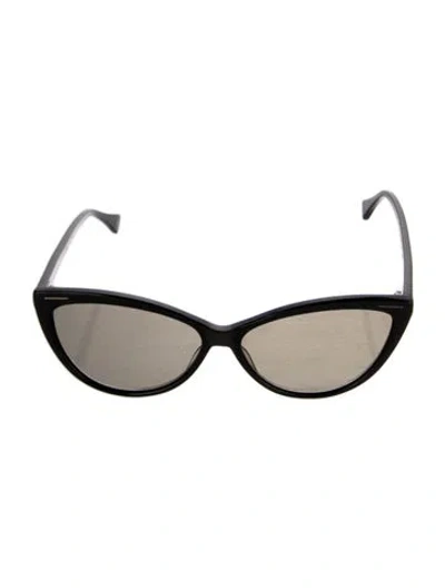 Pre-owned Y's Cat-eye Tinted Sunglasses In Black