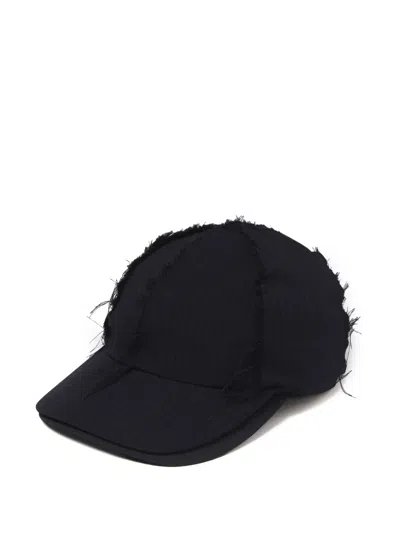Y's Frayed-detail Cap In 黑色