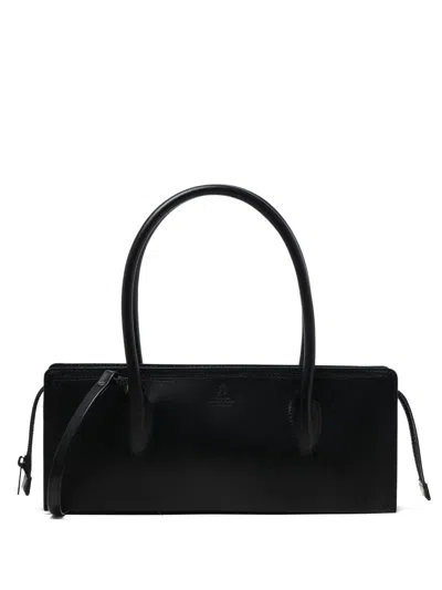 Y's Leather Shoulder Bag In 黑色