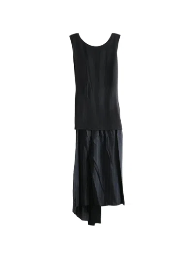 Y's Pinstripe-pattern Asymmetric Midi Dress In Black