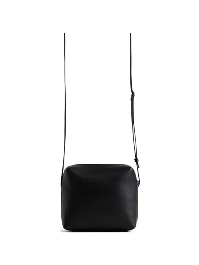 Yu Mei Kaye Leather Cross Body Bag In Black