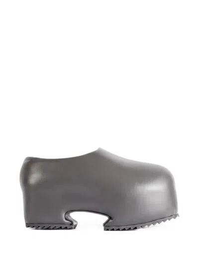 Yume Yume Clog Mules In Gray